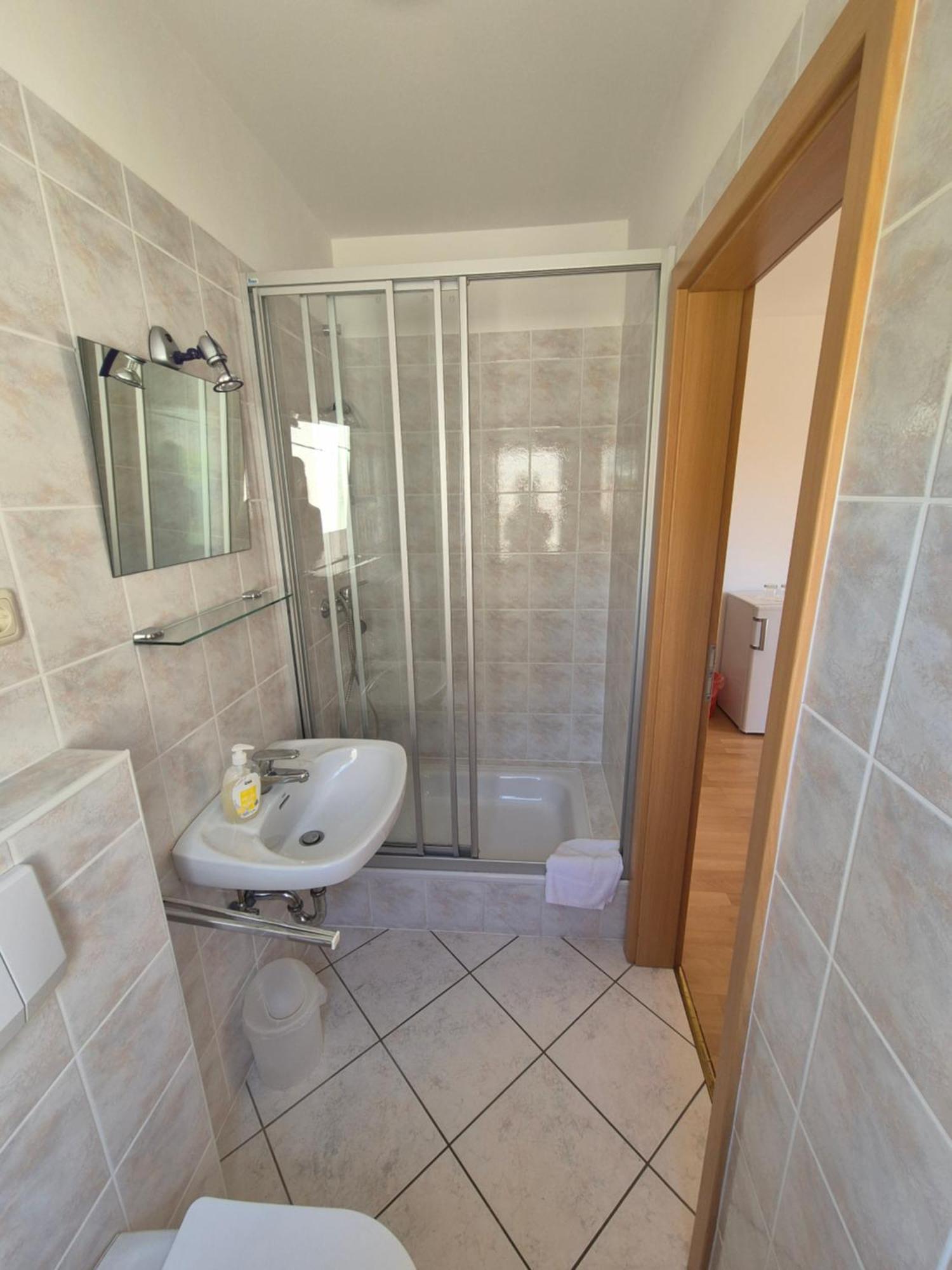Apartments And Rooms Mamic Dugi Rat Ngoại thất bức ảnh