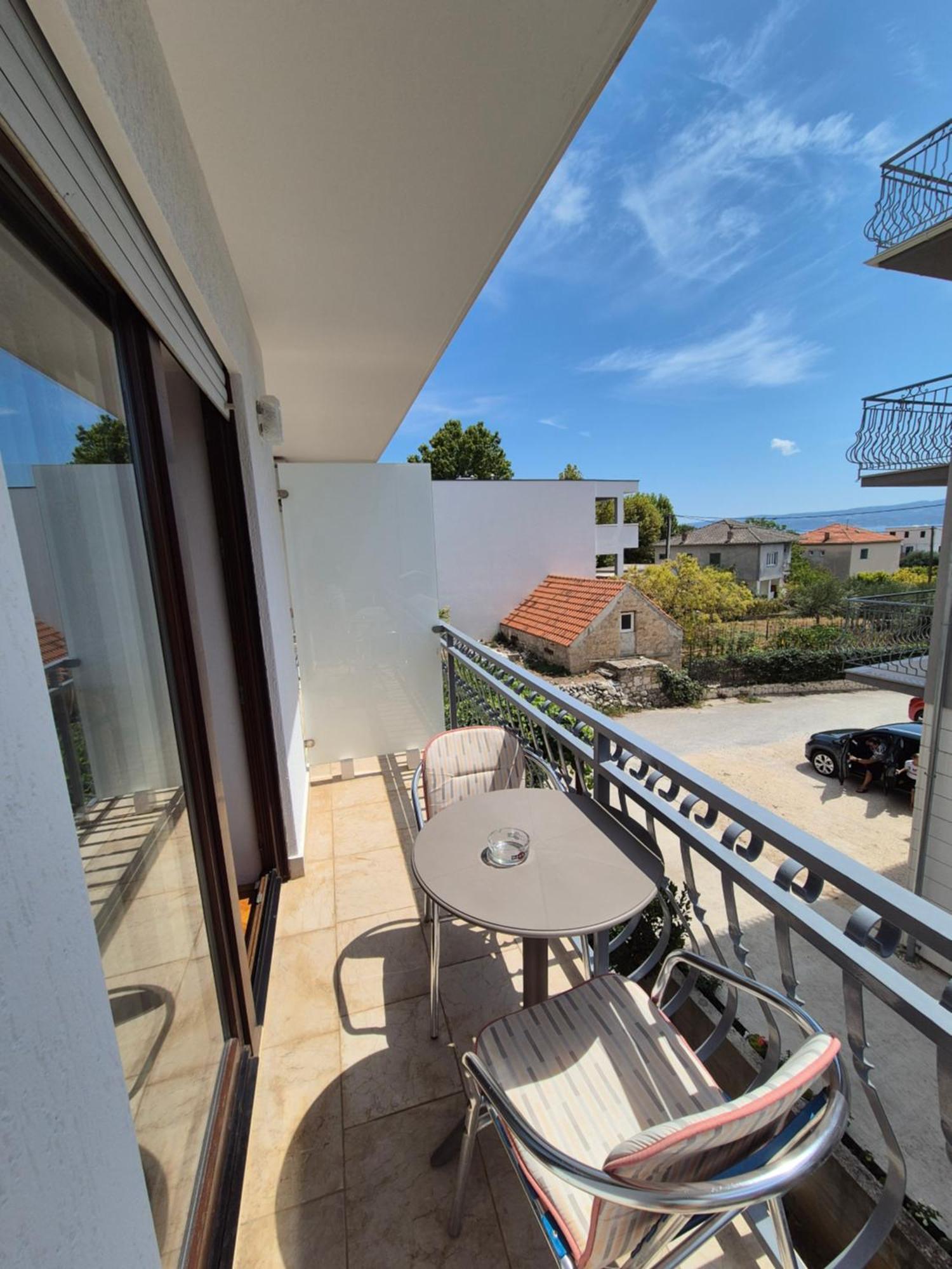 Apartments And Rooms Mamic Dugi Rat Ngoại thất bức ảnh