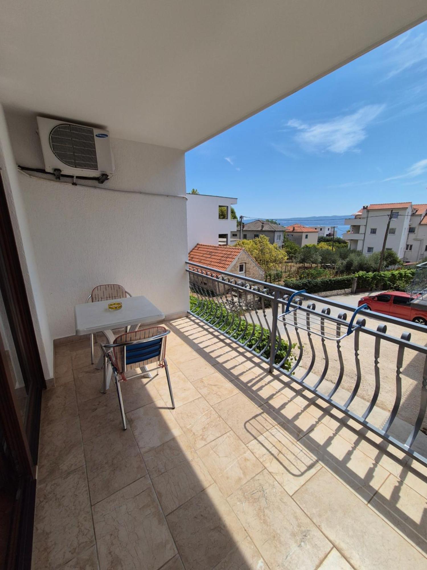 Apartments And Rooms Mamic Dugi Rat Ngoại thất bức ảnh